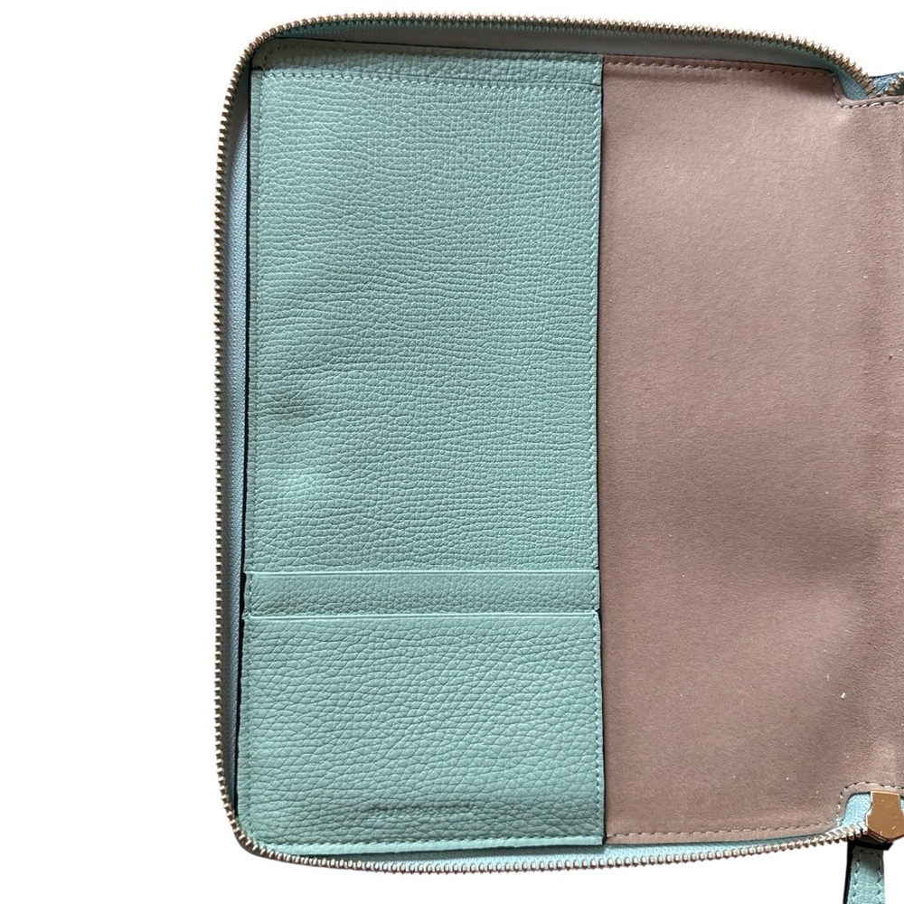 Burberry Mint Green & Black Organizer. Leather. Brand New + Tags. Agenda Poach. - Picture 7 of 7